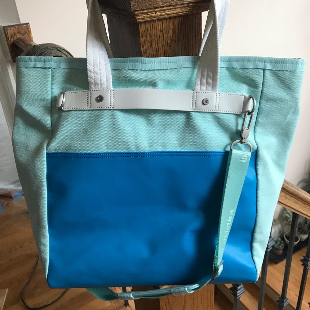 Lululemon Urban Oasis Tote